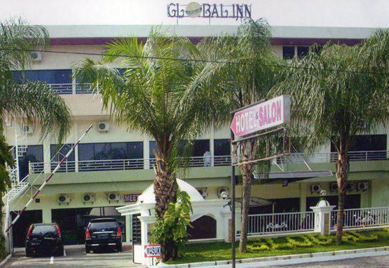 Global Inn Keluarga Sedati Luaran gambar