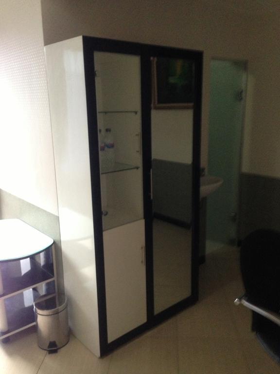 Global Inn Keluarga Sedati Bilik gambar