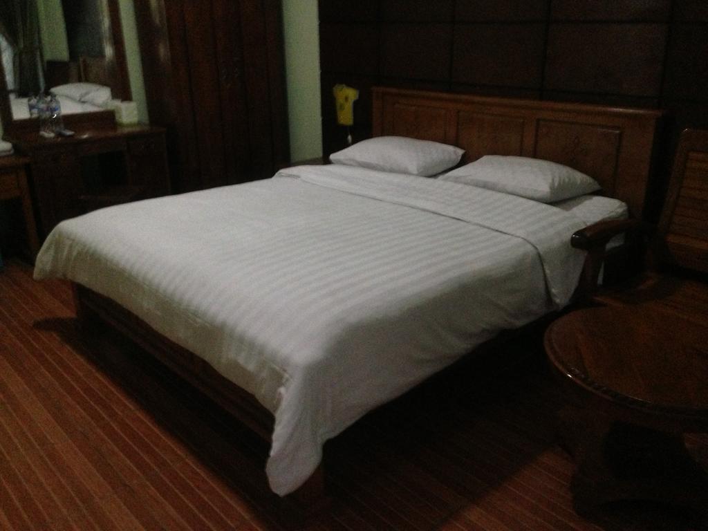 Global Inn Keluarga Sedati Bilik gambar